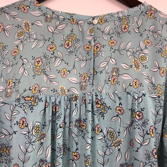 Loft Women’s Aqua Floral Print Mixed Blouse Size XS Blouson Sleeves - Picture 8 of 10